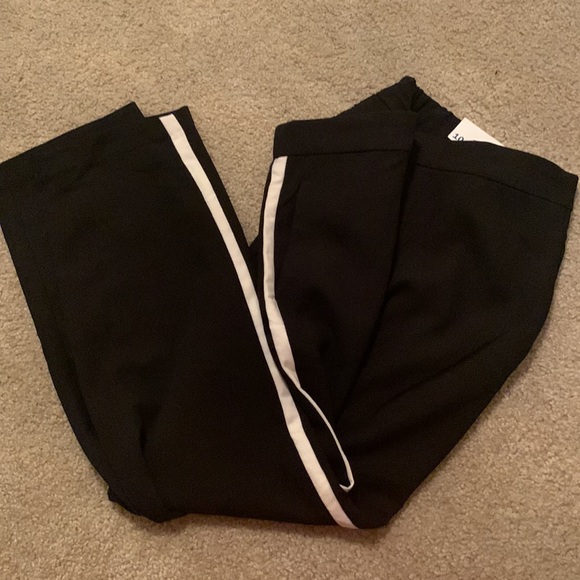 NWT Old Navy Mid rise pull on pant - Picture 8 of 9